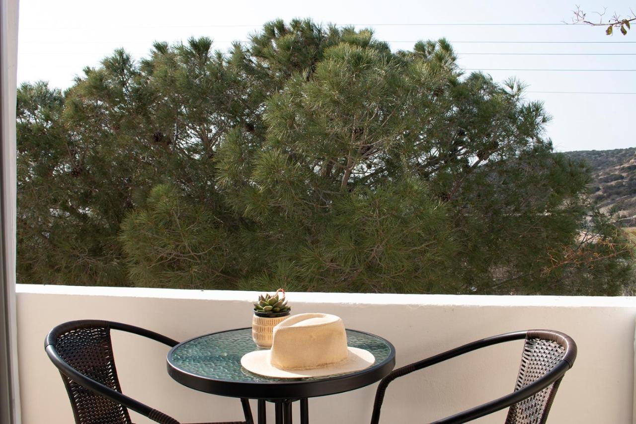 Agnadema Luxury Residences Schoinoussa Exterior photo