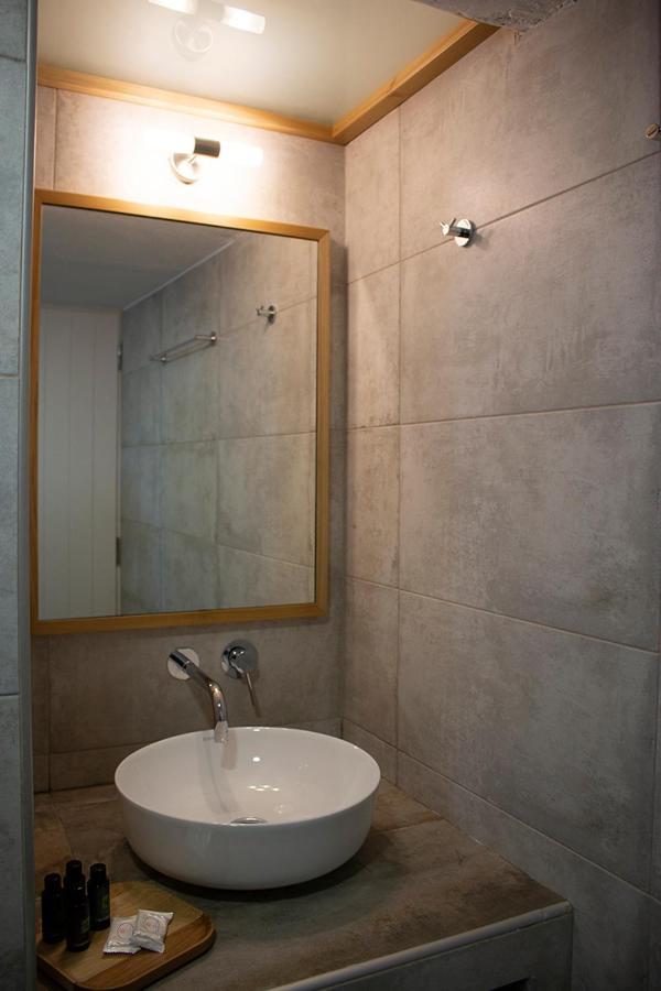 Agnadema Luxury Residences Schoinoussa Exterior photo